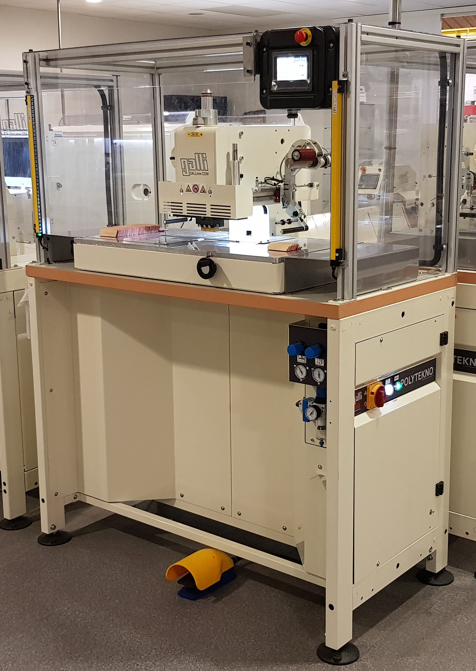 Machine de marquage à chaud programmable - Modèle POLYTEKNO – Image 2