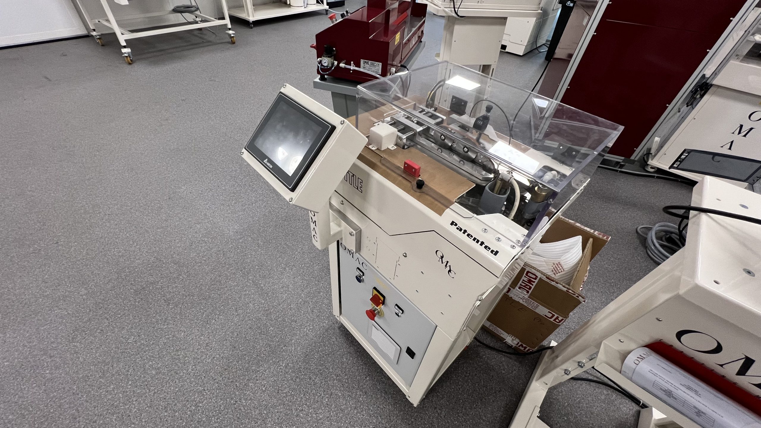 Machine à teinter les tranches - Modèle OMAC SHUTTLE PRO